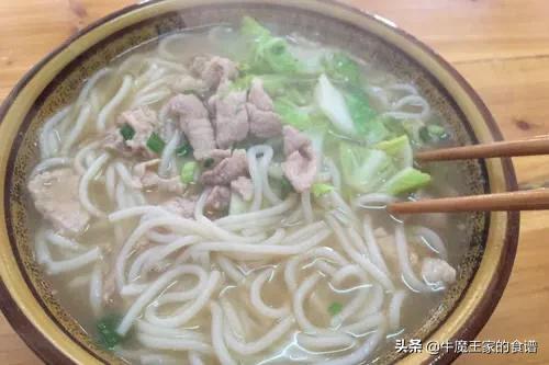 江西美食小吃，聽(tīng)的最多的是炒米粉、拌米粉，還有什么特色美食推薦嗎？